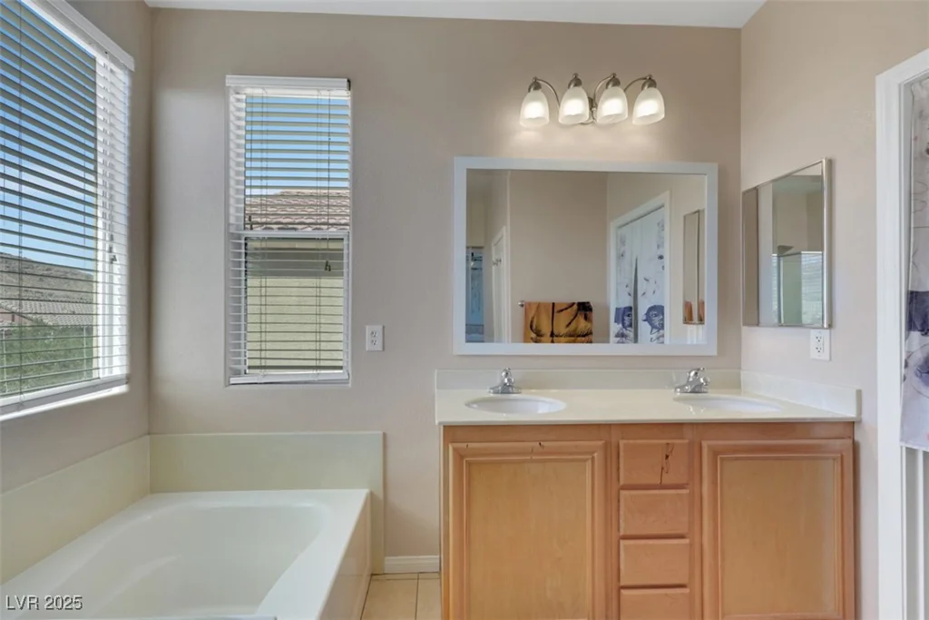 9335 Tonkawa, Las Vegas, NV 89178