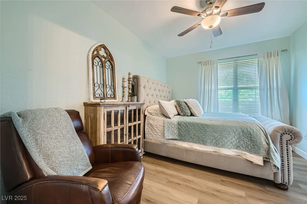 10550 Alexander, Las Vegas, NV 89129
