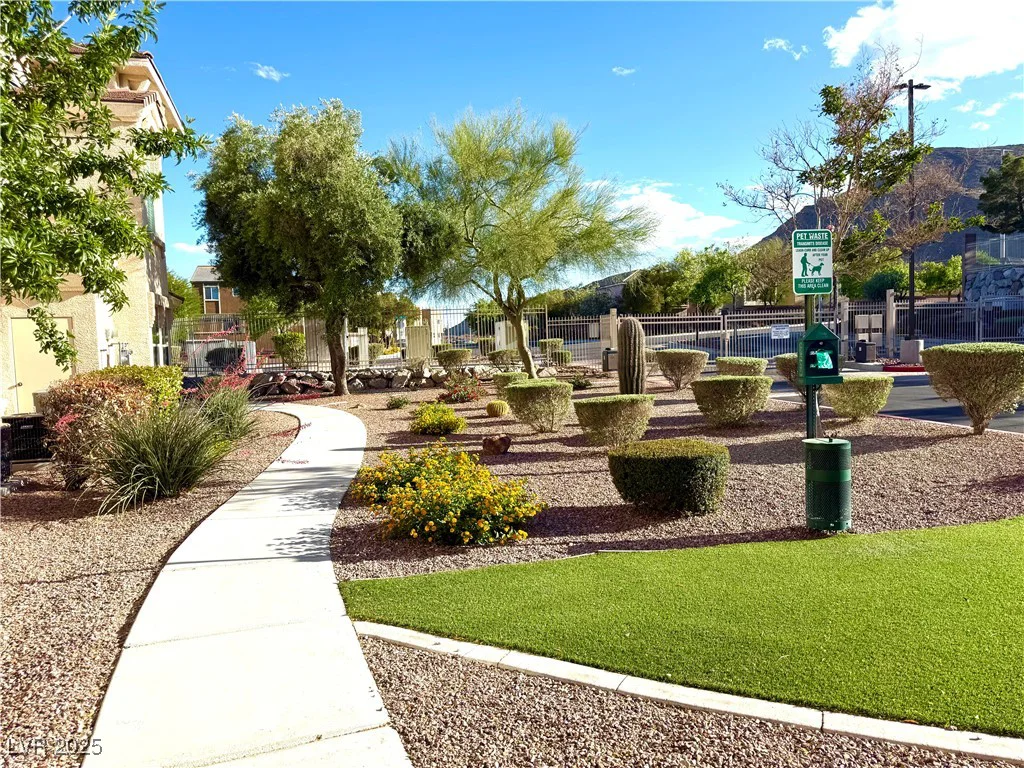 10550 Alexander, Las Vegas, NV 89129
