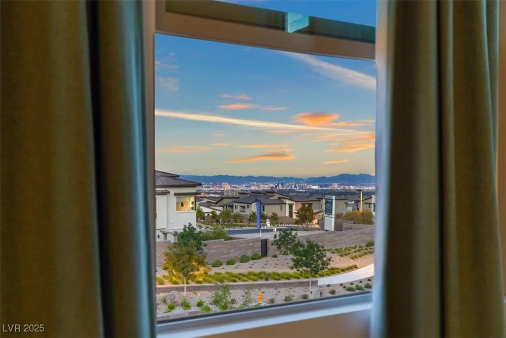 828 Parker Mesa, Las Vegas, NV 89138