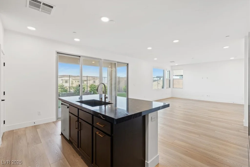 828 Parker Mesa, Las Vegas, NV 89138