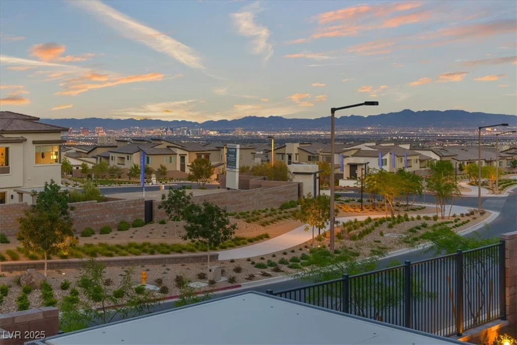 828 Parker Mesa, Las Vegas, NV 89138