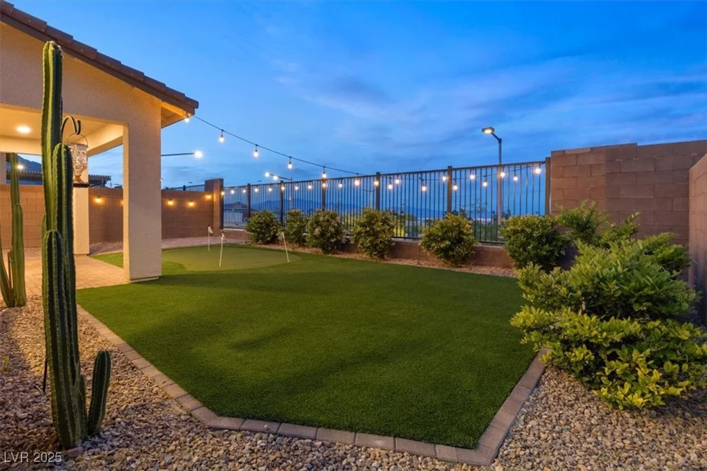 828 Parker Mesa, Las Vegas, NV 89138