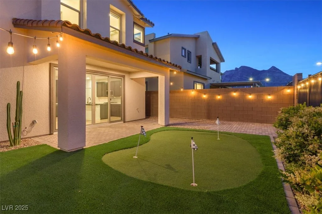 828 Parker Mesa, Las Vegas, NV 89138