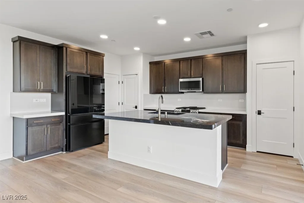 828 Parker Mesa, Las Vegas, NV 89138