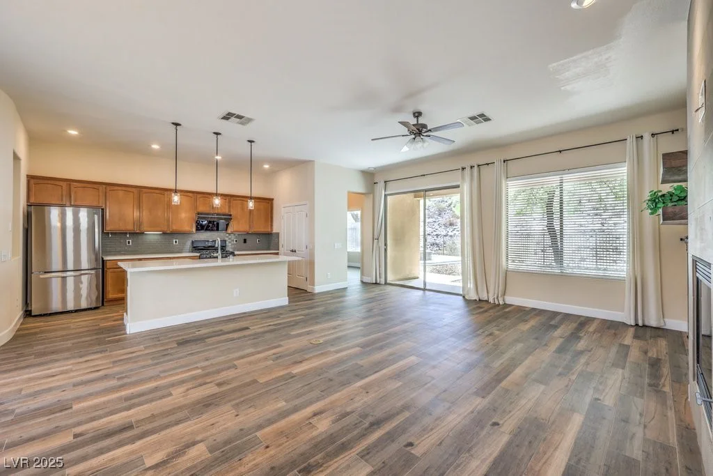 35 Glade Water, Henderson, NV 89052