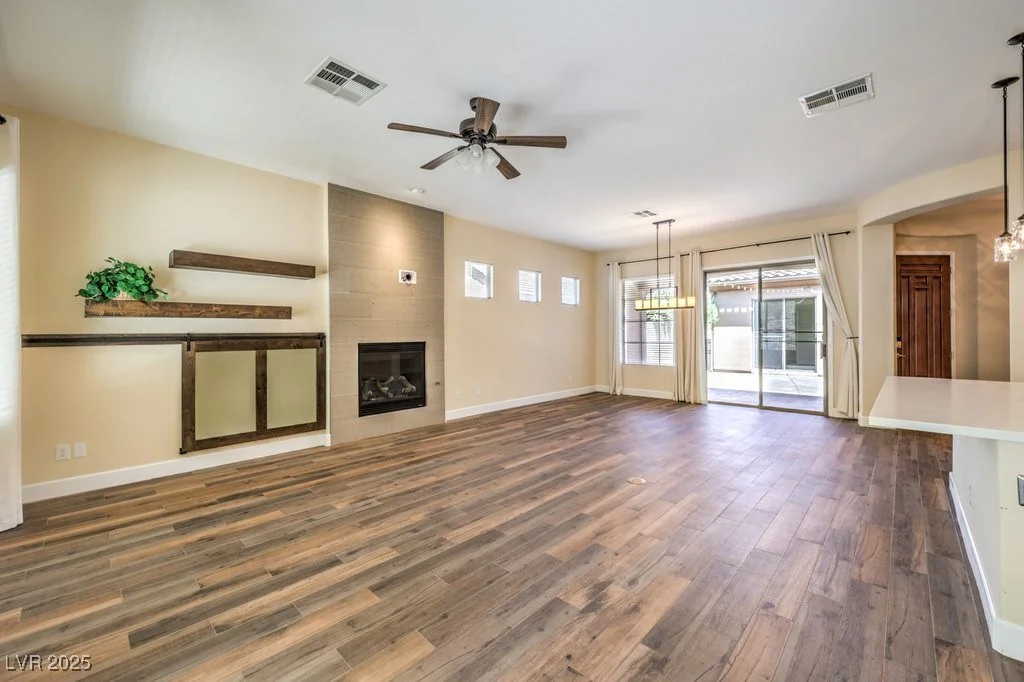 35 Glade Water, Henderson, NV 89052