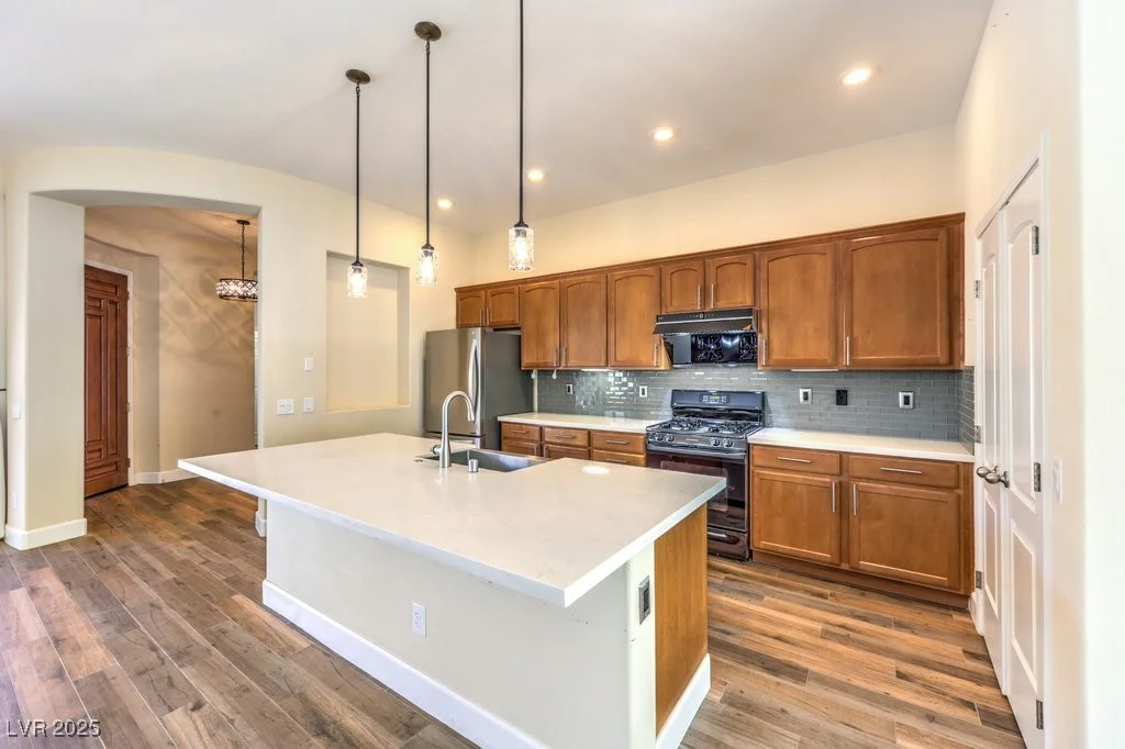 35 Glade Water, Henderson, NV 89052