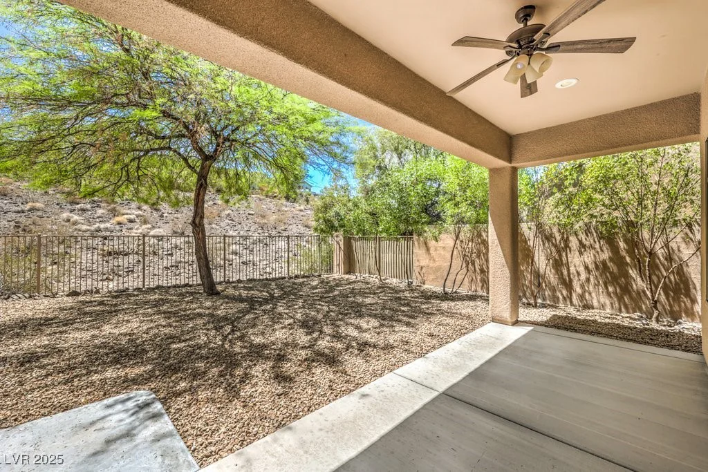 35 Glade Water, Henderson, NV 89052