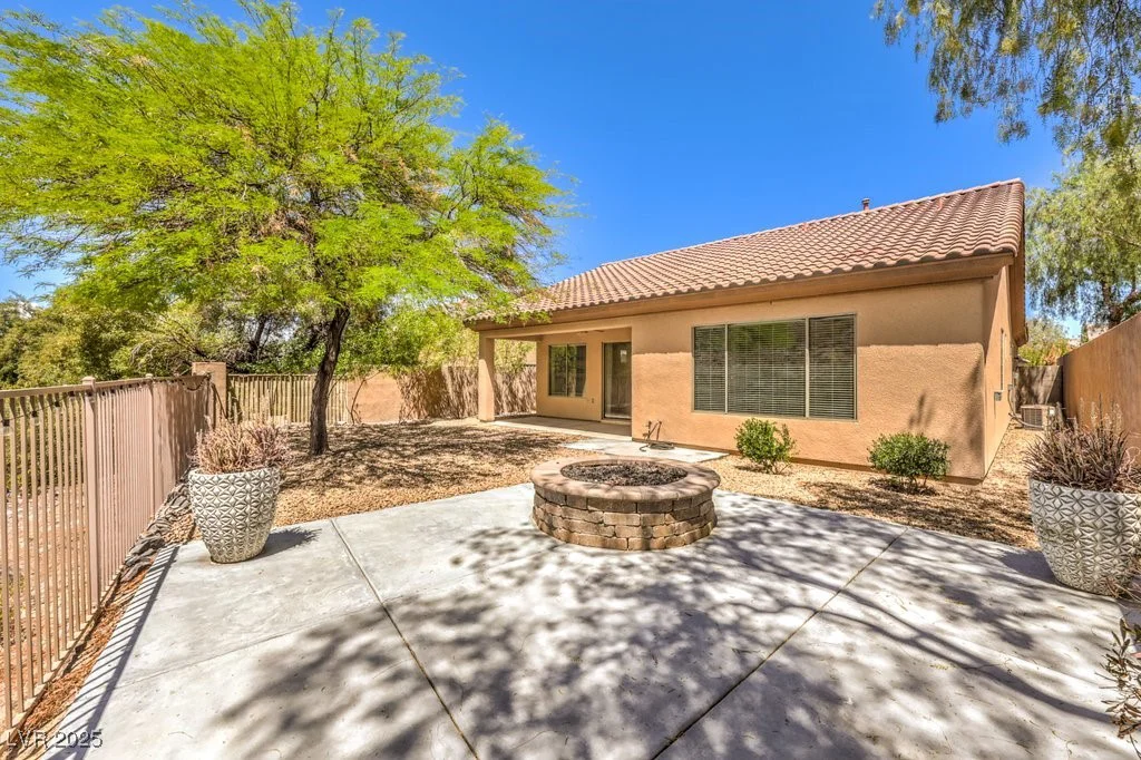 35 Glade Water, Henderson, NV 89052
