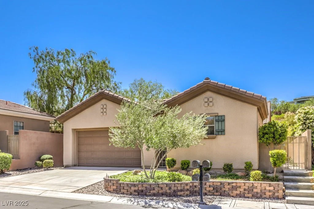 35 Glade Water, Henderson, NV 89052