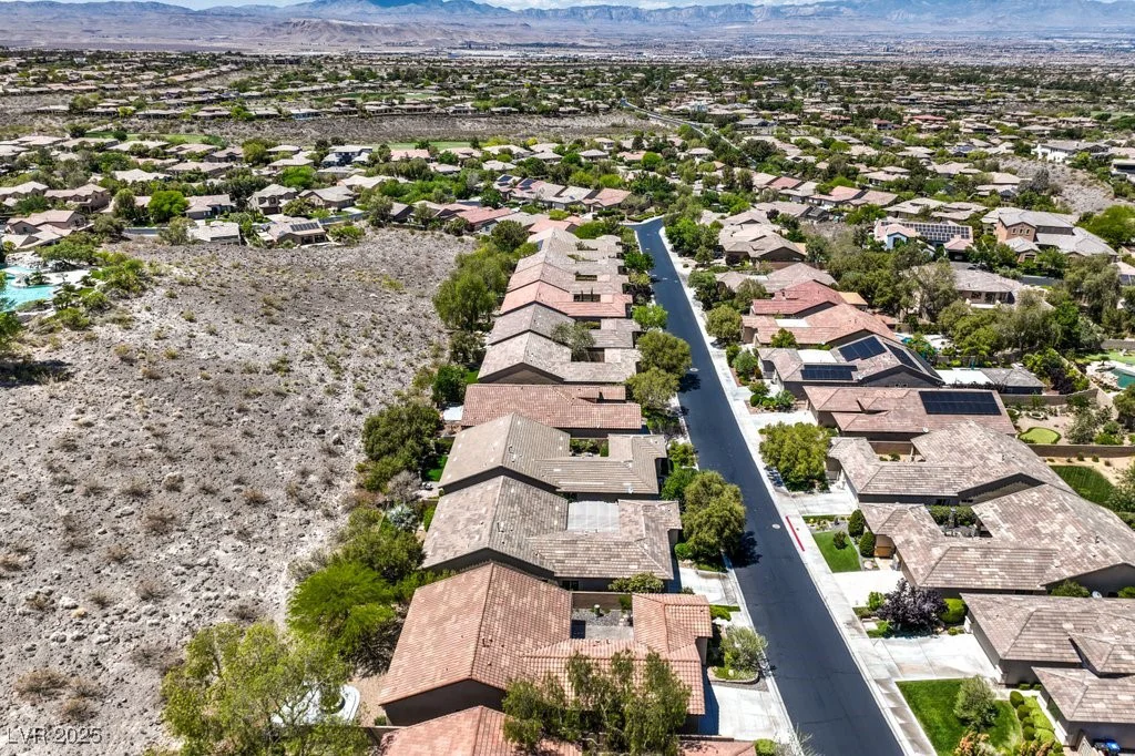 35 Glade Water, Henderson, NV 89052