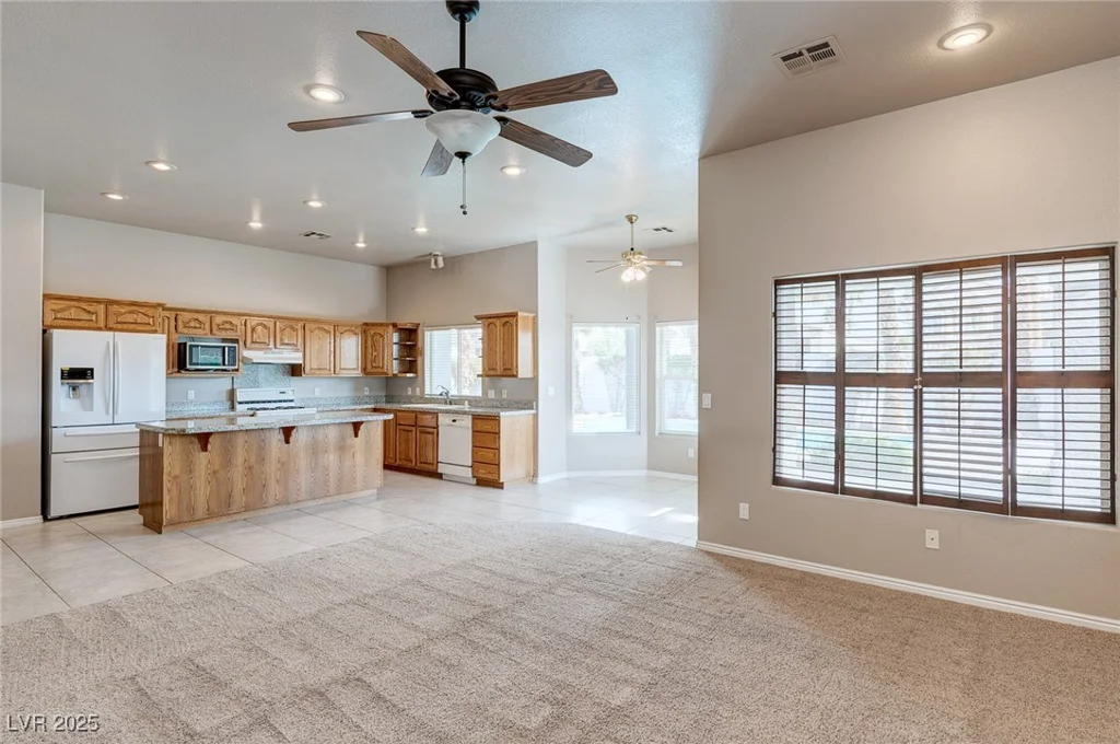 3684 Mooncrest, Las Vegas, NV 89129