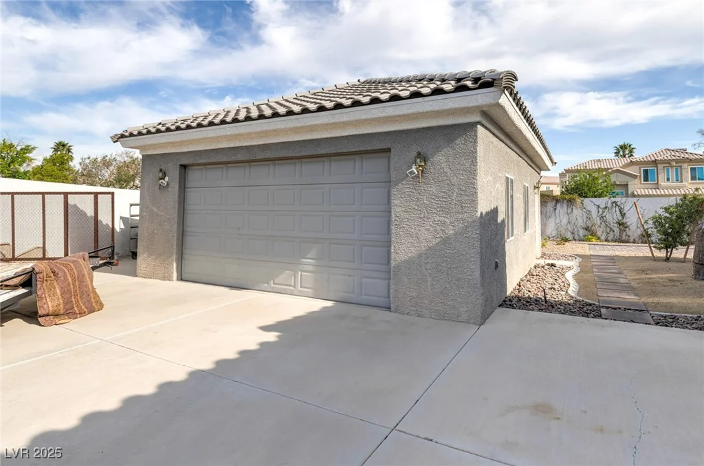 3684 Mooncrest, Las Vegas, NV 89129