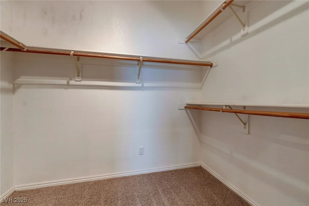 3684 Mooncrest, Las Vegas, NV 89129