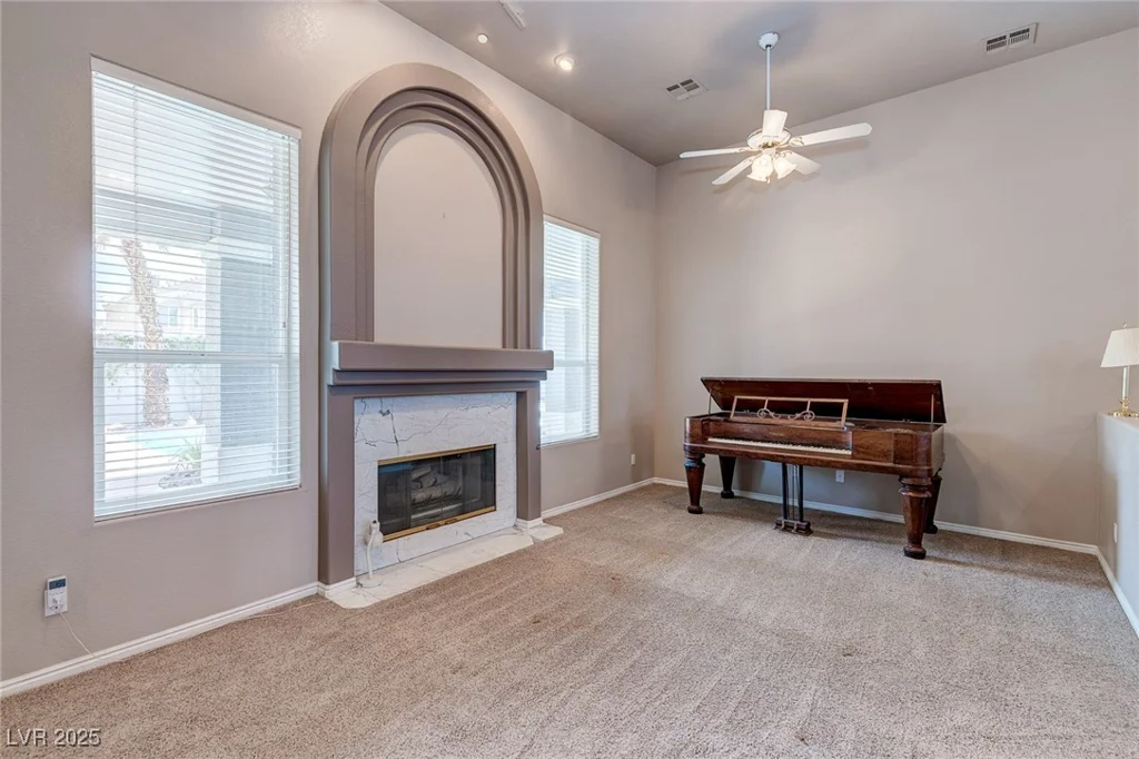 3684 Mooncrest, Las Vegas, NV 89129