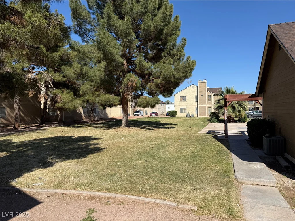 4670 Tracylynn, Las Vegas, NV 89121