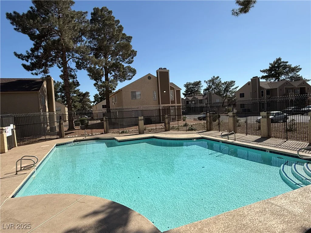 4670 Tracylynn, Las Vegas, NV 89121