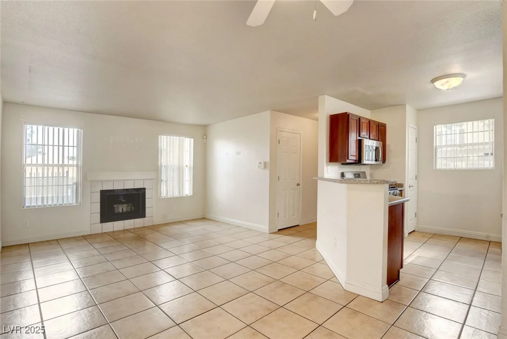 2801 Rainbow, Las Vegas, NV 89108