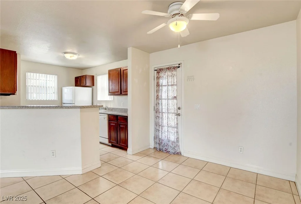 2801 Rainbow, Las Vegas, NV 89108