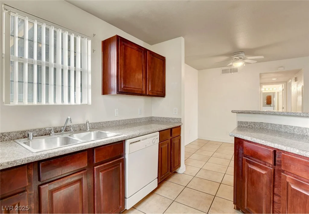 2801 Rainbow, Las Vegas, NV 89108