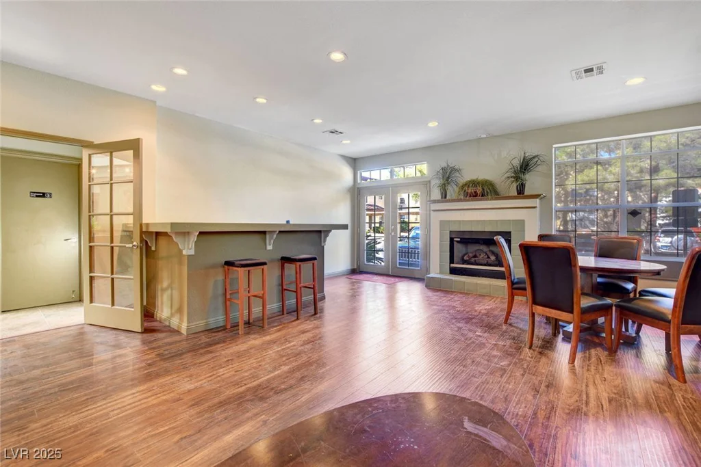 2801 Rainbow, Las Vegas, NV 89108