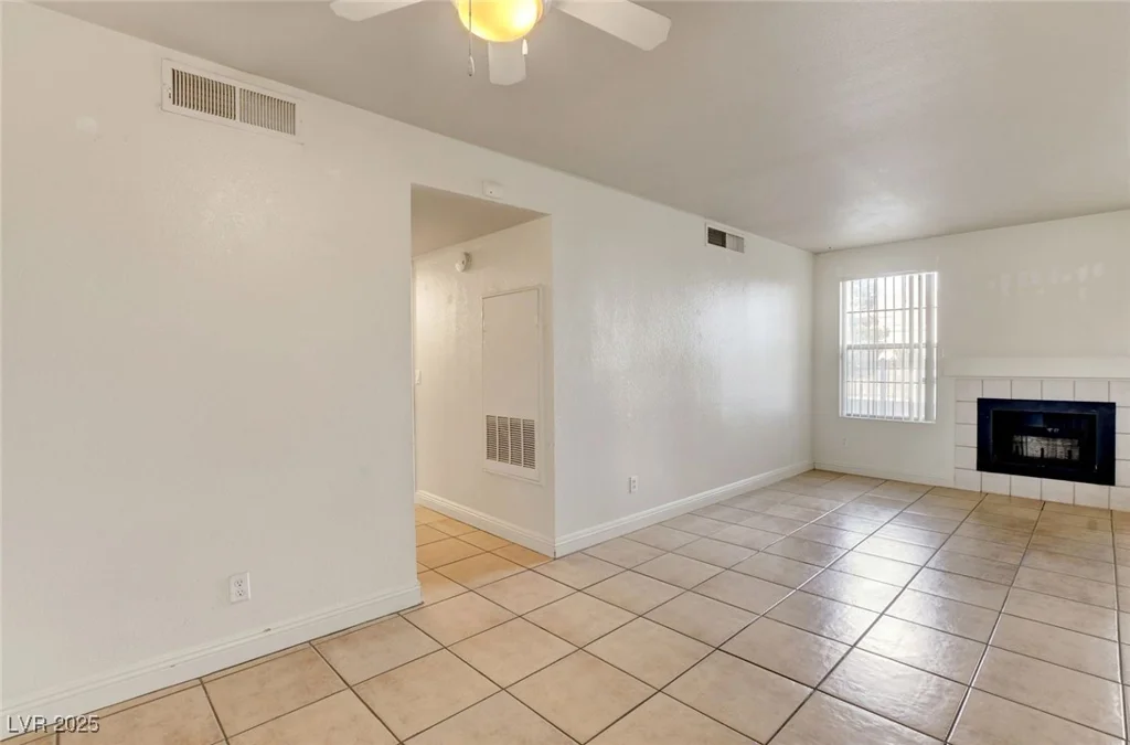 2801 Rainbow, Las Vegas, NV 89108
