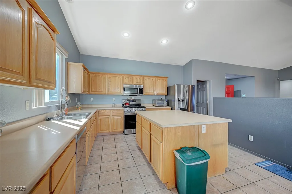 2712 Peekskill, Henderson, NV 89052