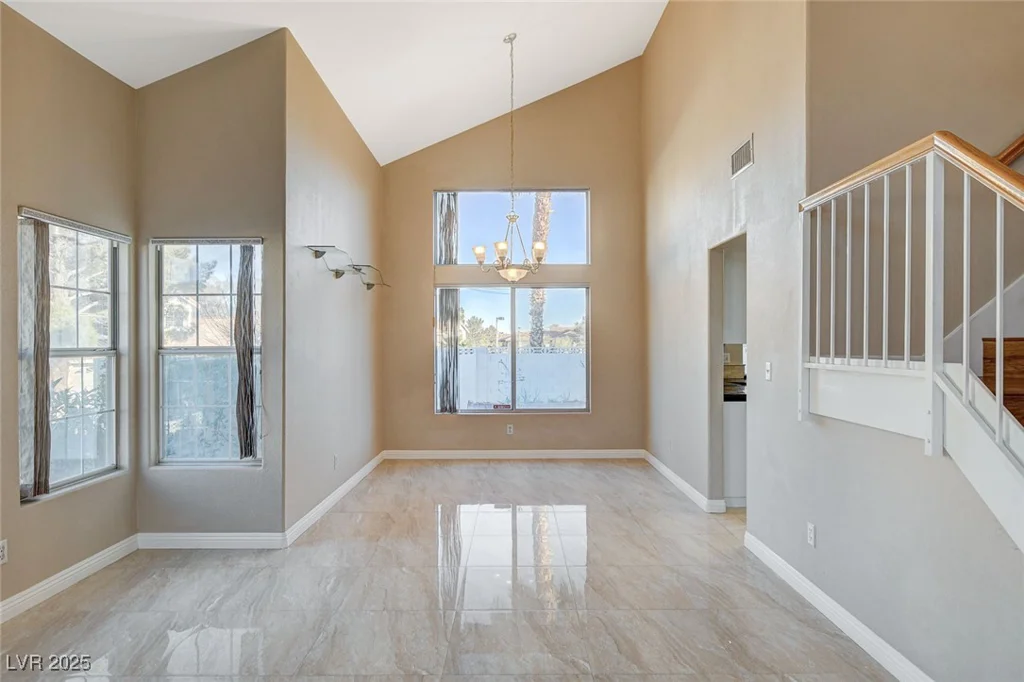 1800 Summit Pointe, Las Vegas, NV 89117