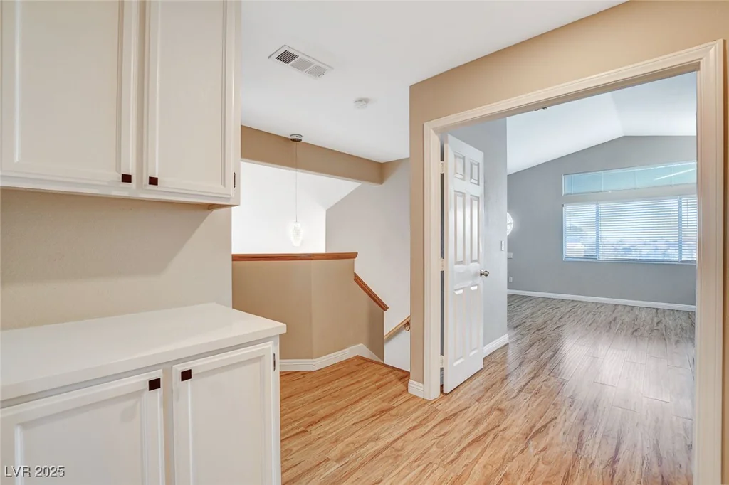 1800 Summit Pointe, Las Vegas, NV 89117