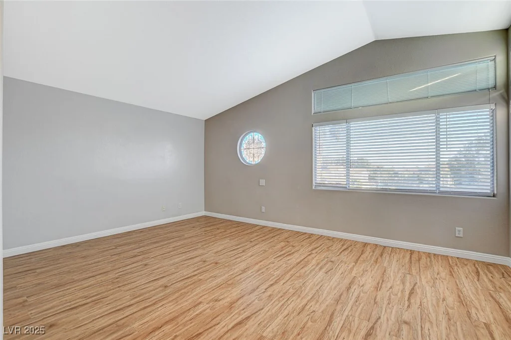 1800 Summit Pointe, Las Vegas, NV 89117