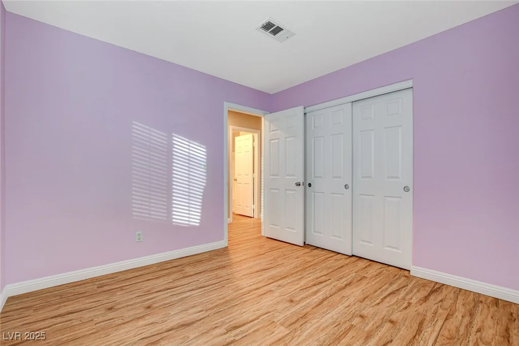 1800 Summit Pointe, Las Vegas, NV 89117