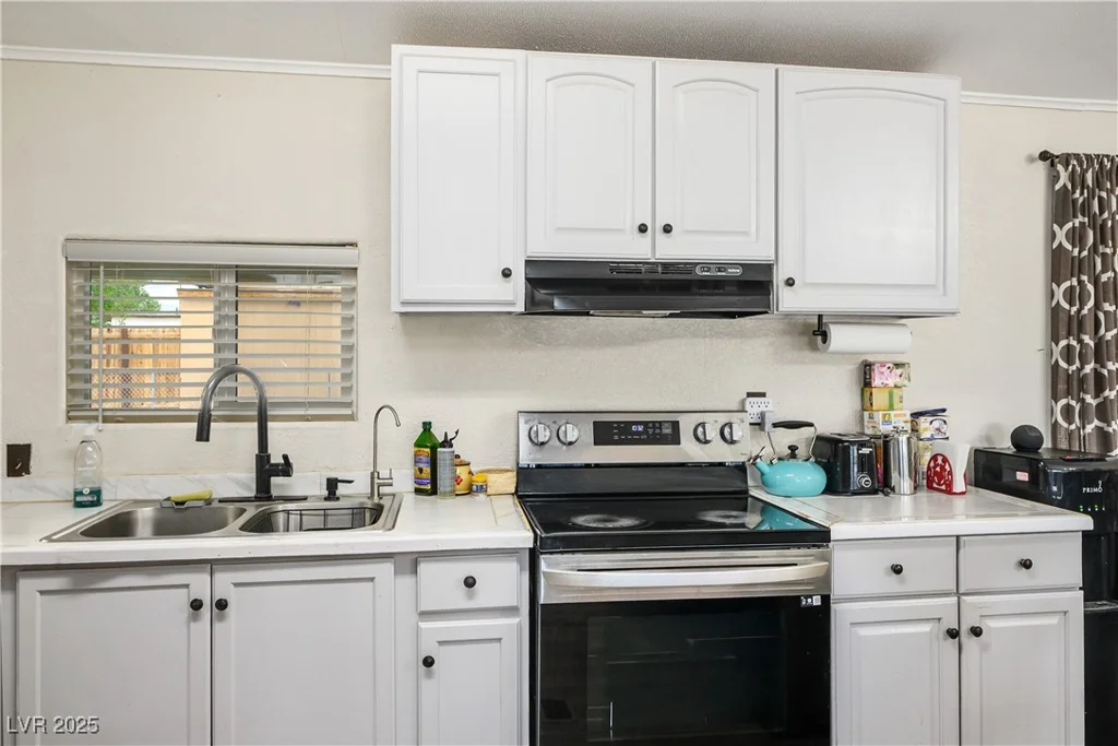 4171 Point, Pahrump, NV 89060