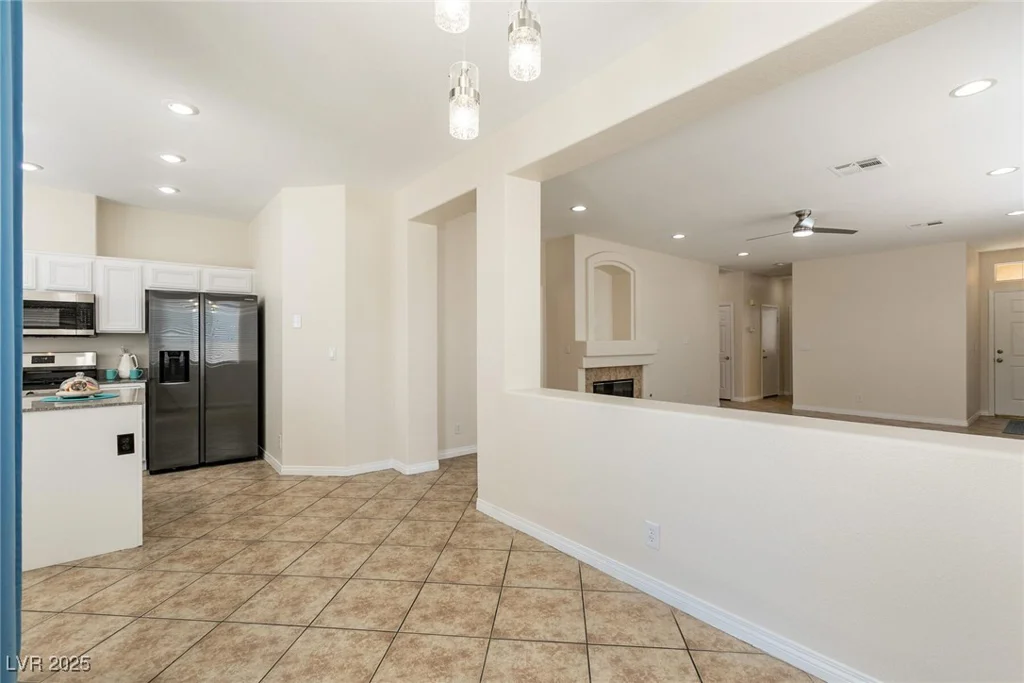 9001 Picket Fence, Las Vegas, NV 89143