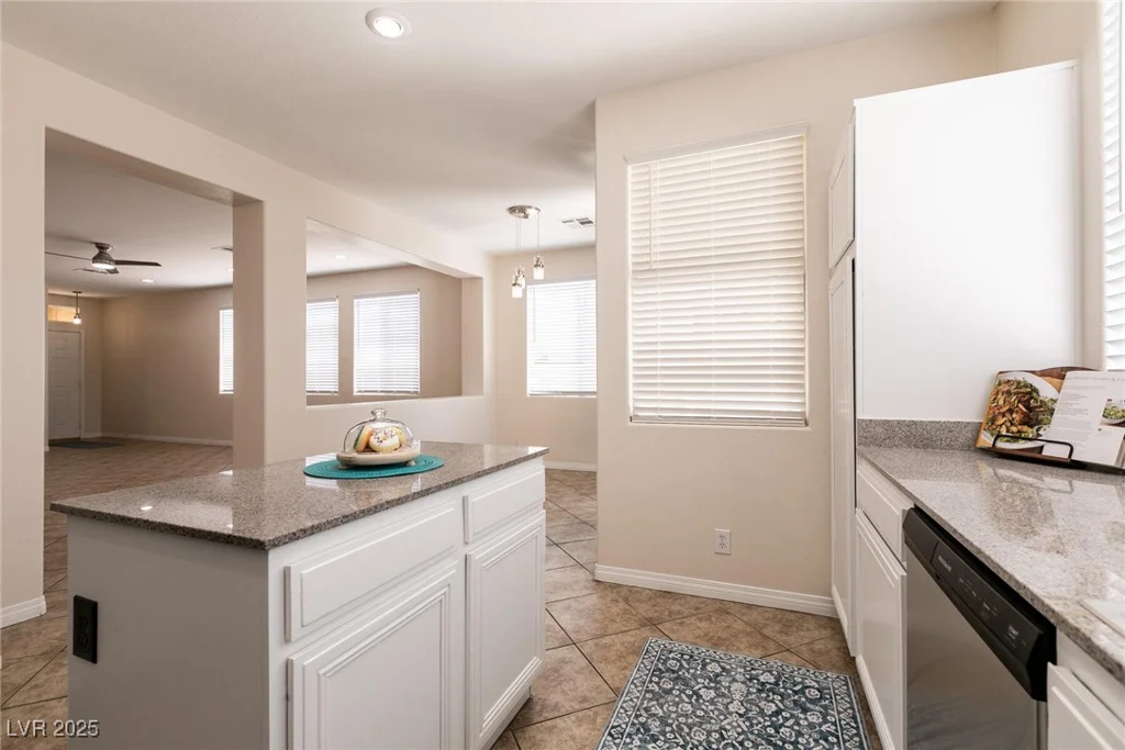 9001 Picket Fence, Las Vegas, NV 89143