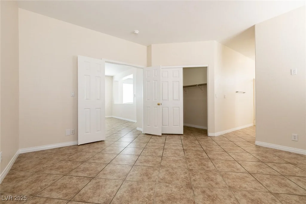 9001 Picket Fence, Las Vegas, NV 89143