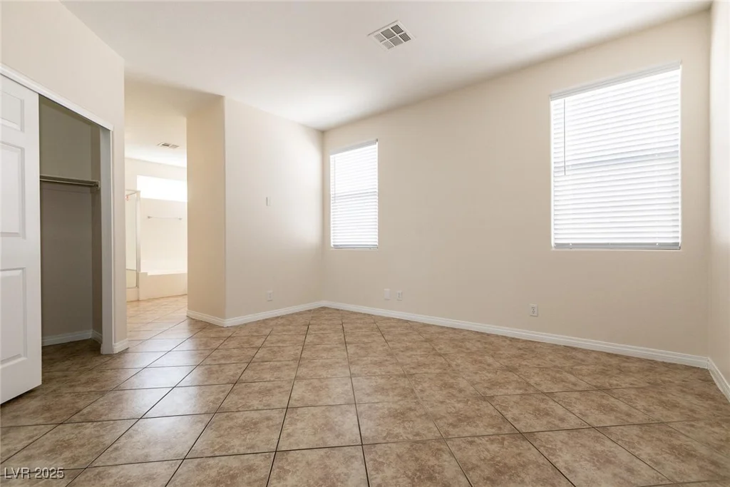 9001 Picket Fence, Las Vegas, NV 89143