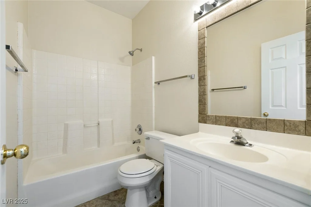 9001 Picket Fence, Las Vegas, NV 89143