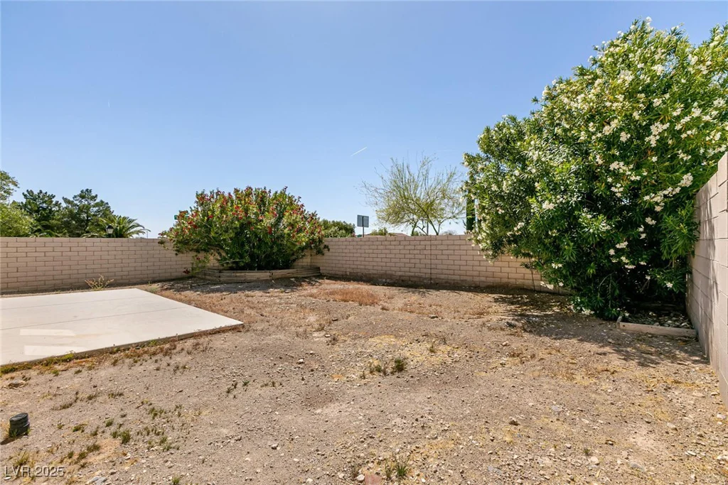 9001 Picket Fence, Las Vegas, NV 89143