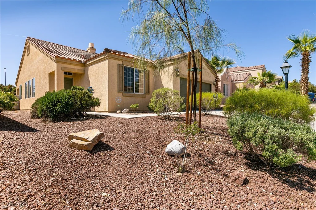 9001 Picket Fence, Las Vegas, NV 89143