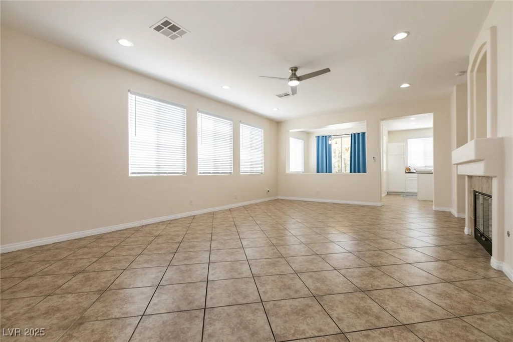 9001 Picket Fence, Las Vegas, NV 89143