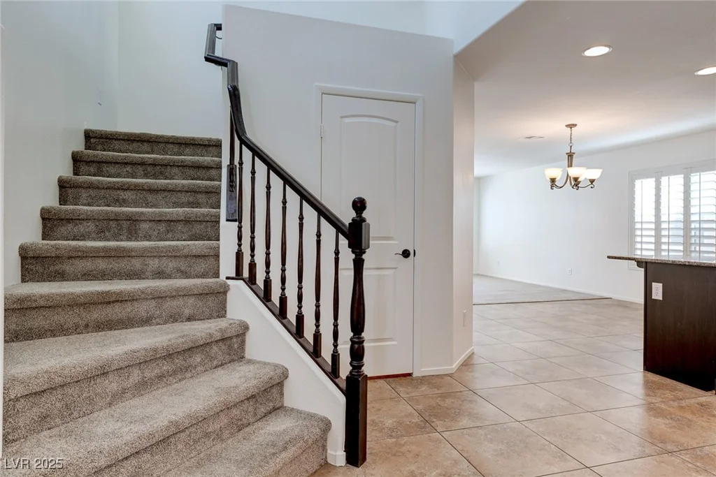 10241 Headrick, Las Vegas, NV 89166