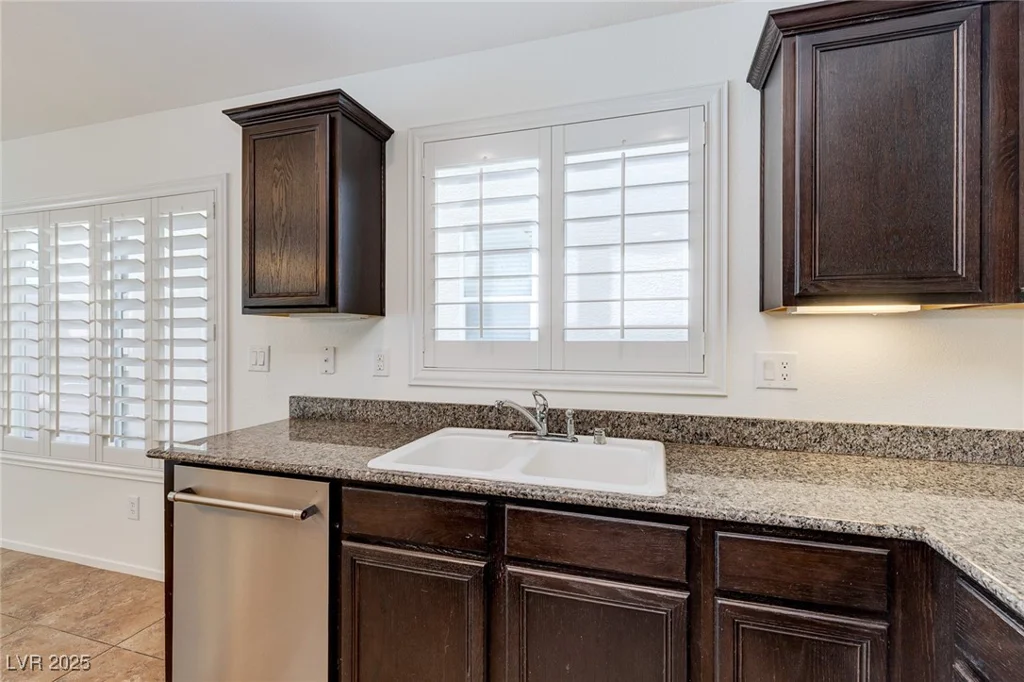 10241 Headrick, Las Vegas, NV 89166