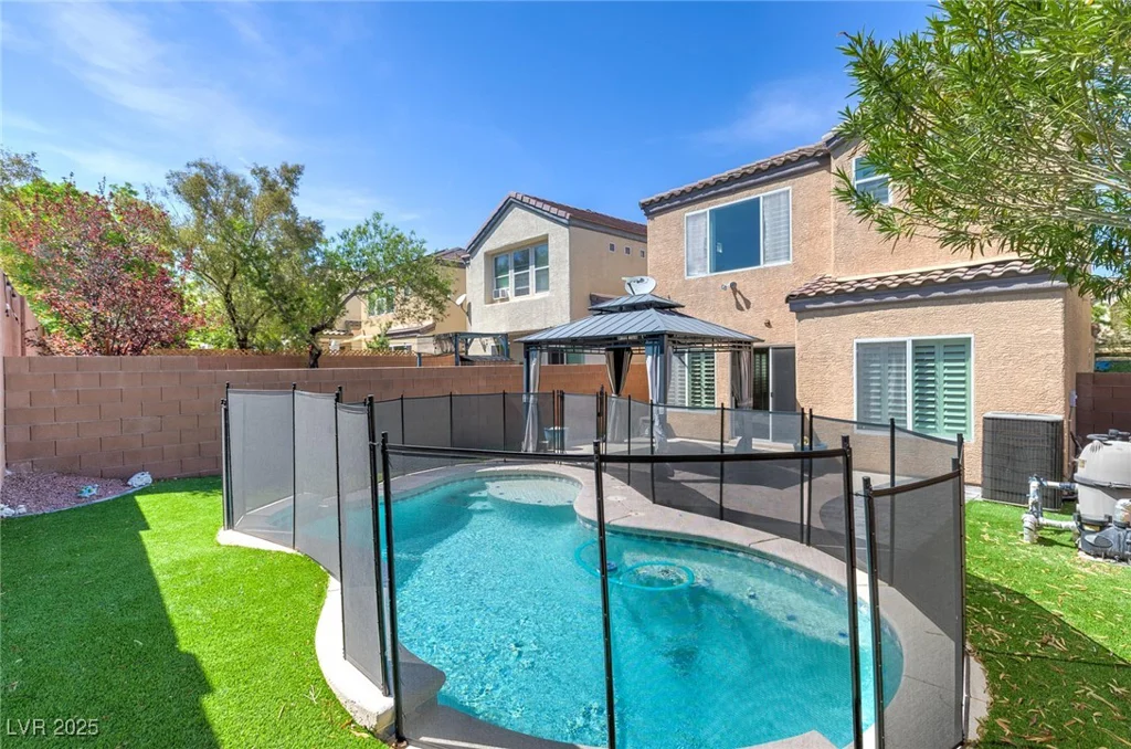 10241 Headrick, Las Vegas, NV 89166