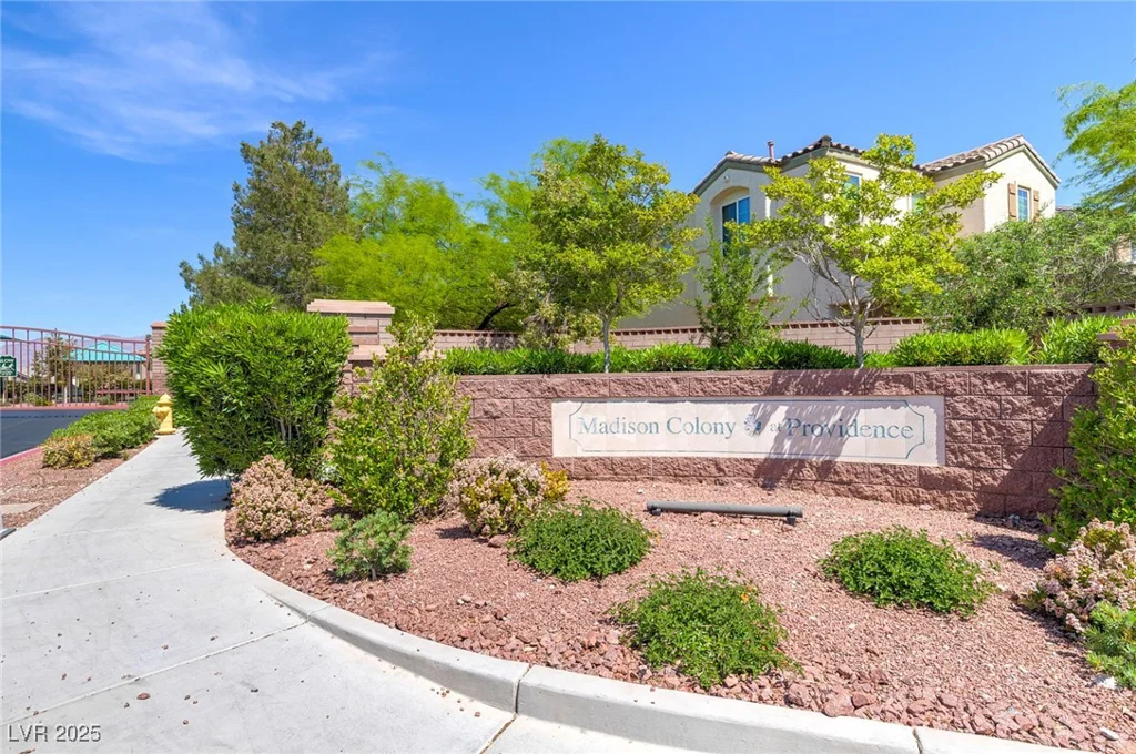10241 Headrick, Las Vegas, NV 89166