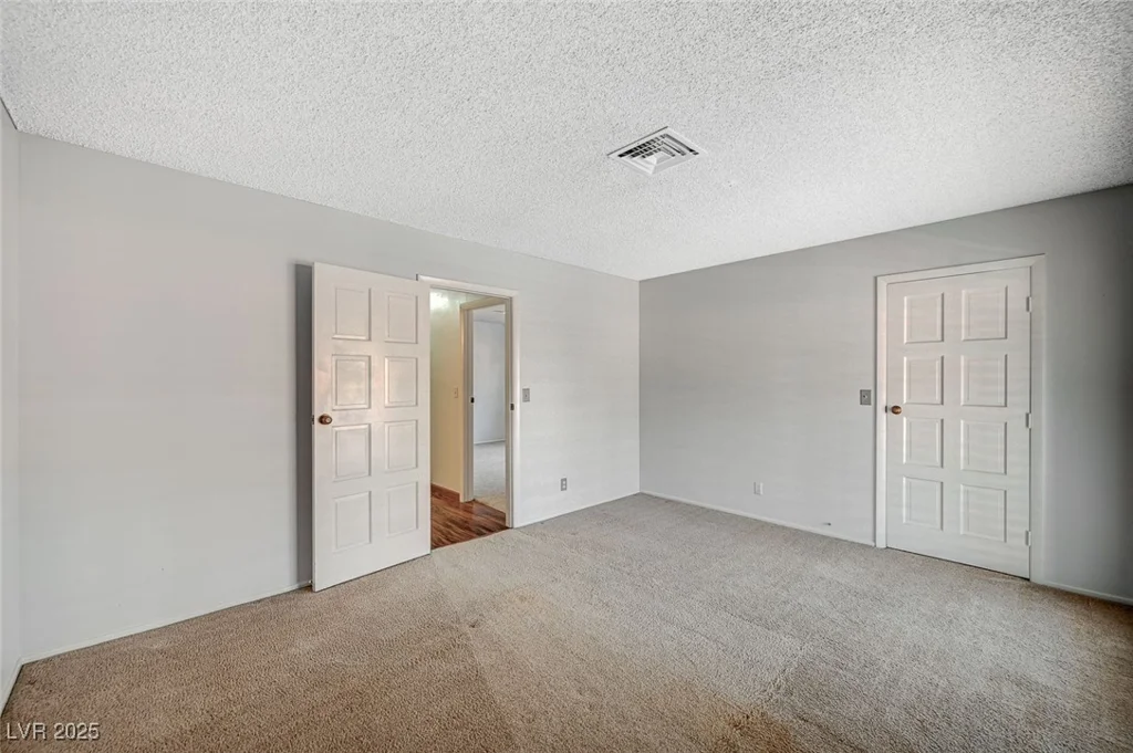 2017 Plaza De Cielo, Las Vegas, NV 89102