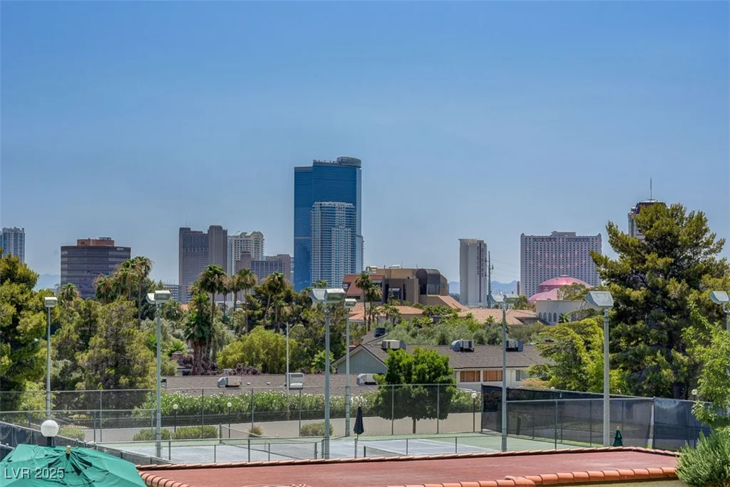 2017 Plaza De Cielo, Las Vegas, NV 89102
