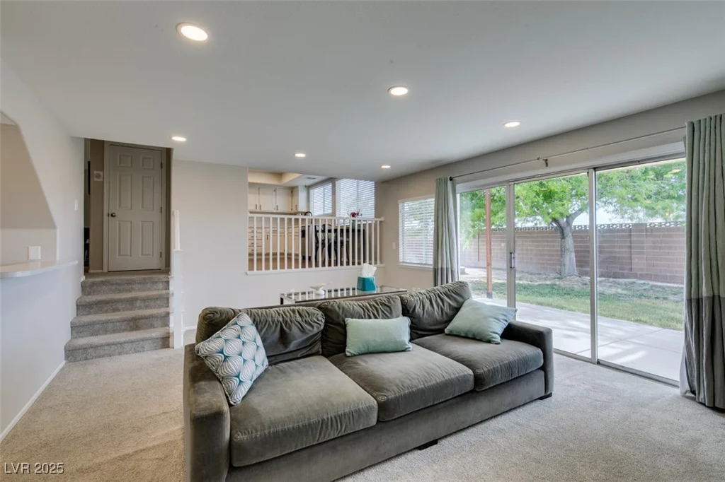 7409 Central Butte, Las Vegas, NV 89129