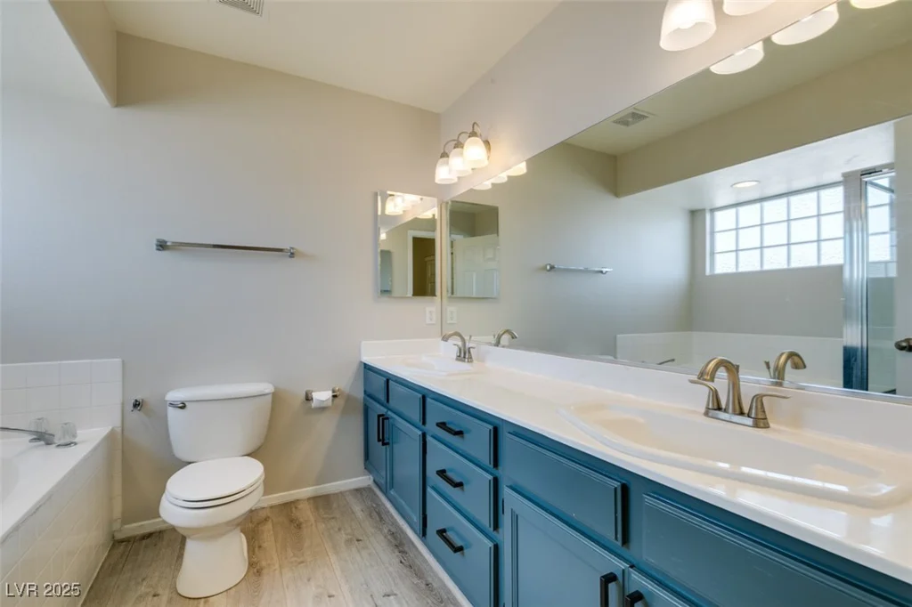 7409 Central Butte, Las Vegas, NV 89129