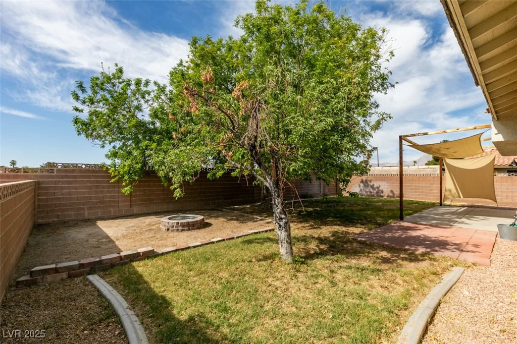 7409 Central Butte, Las Vegas, NV 89129